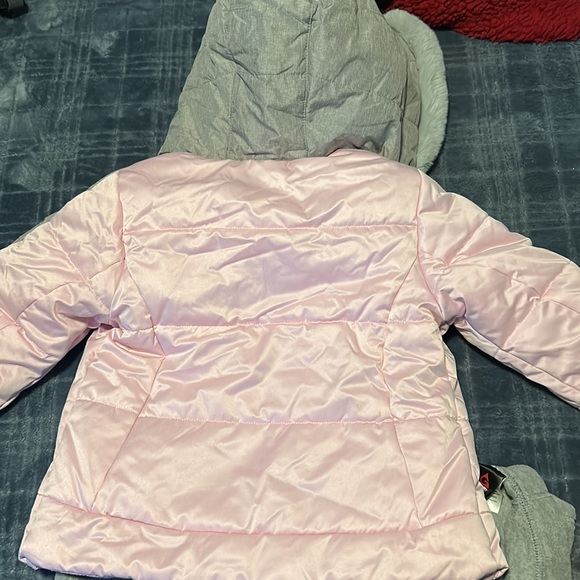 Kids jacket 5t rose pink, Gerry outdoors brand includes jacket, sweater and hat. - Picture 6 of 6